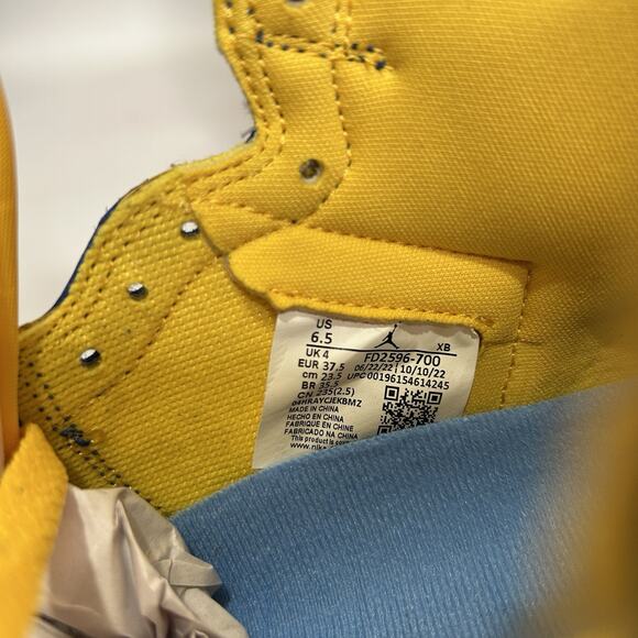 Nike Air Jordan 1 Retro High OG WMNS “Reverse Laney” - Picture 6 of 6